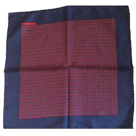 hermes pocket square vintage|hermes pocket square size.